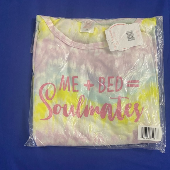 Plus Size Pajama Set - Picture 5 of 6